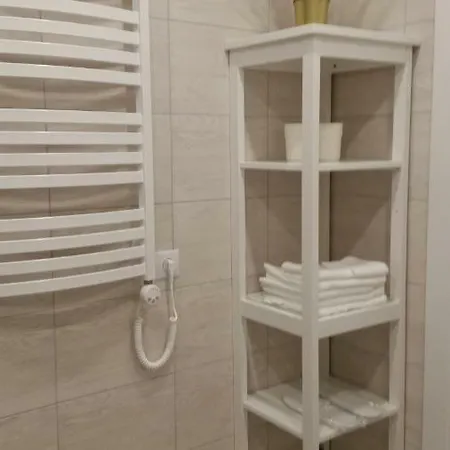 Elegant Close To The Old Town Appartement *